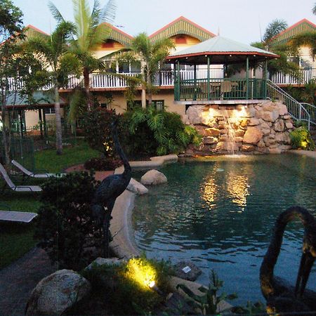 Tinaroo Lake Resort Exteriér fotografie